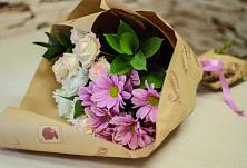 Букет цветов из:  Розы и Хризантемы #REPLACE_PRED# Кули